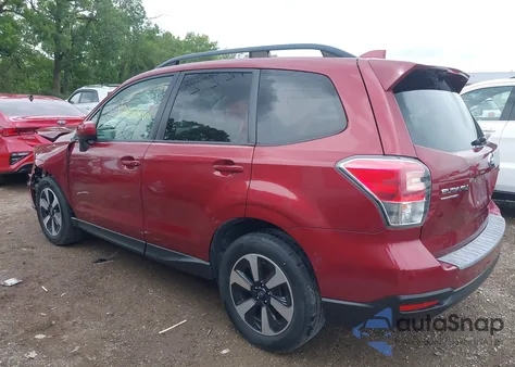 2017 Subaru Forester 2.5I Premium из США, поврежденный, VIN JF2SJAEC0HH552515